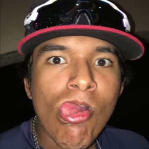 Meet your Posher, Diego